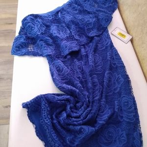 B Darlin cold shoulder lace dress